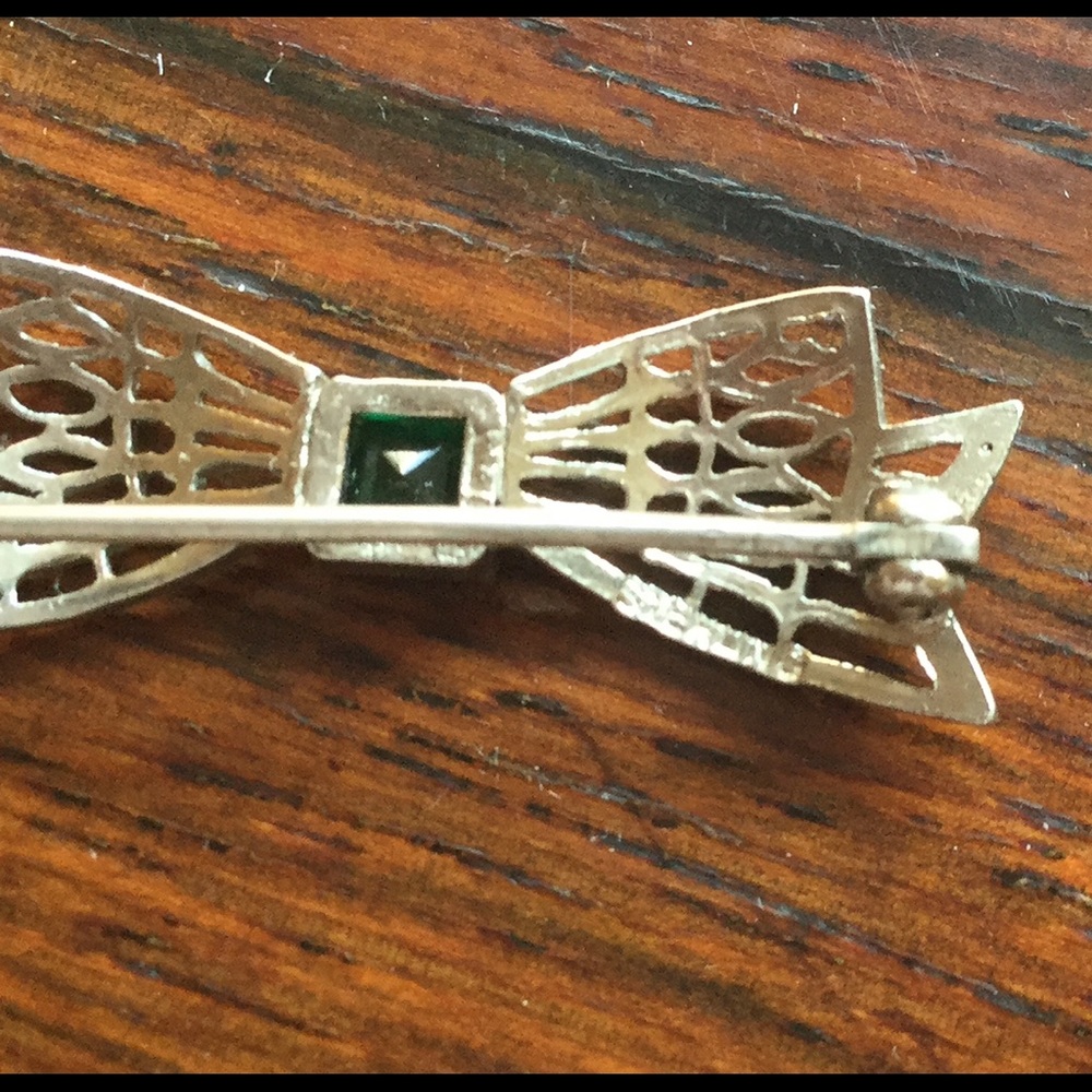 Sterling Ribbon Pin - Picture 4 of 4